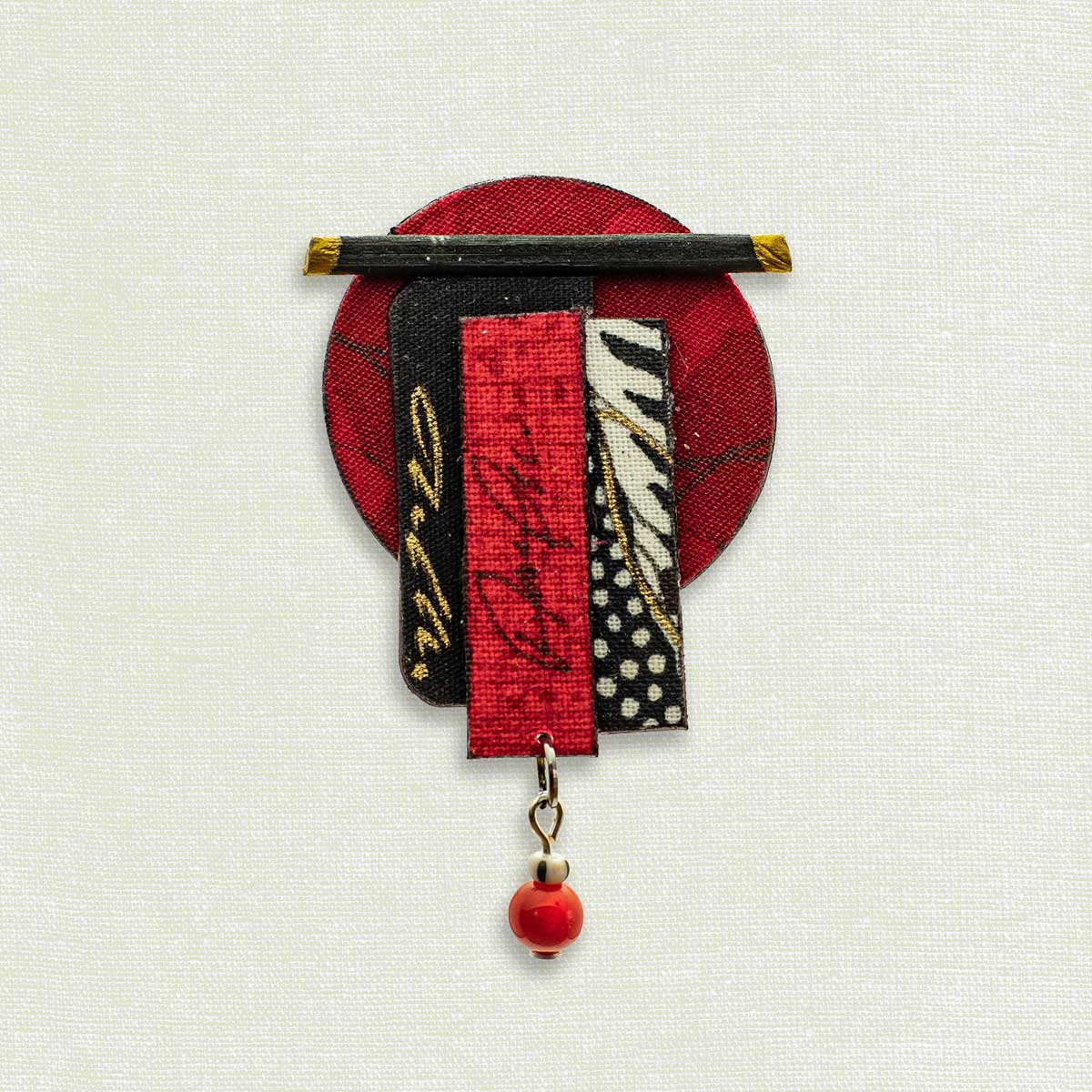 LANTERN PIN - Graphic Collection